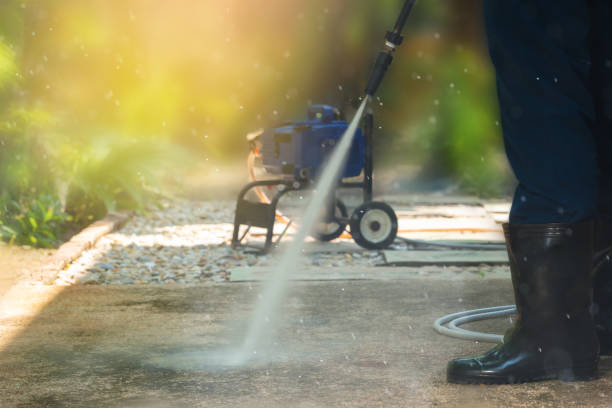Post-Construction Pressure Washing in Chillicothe, MO